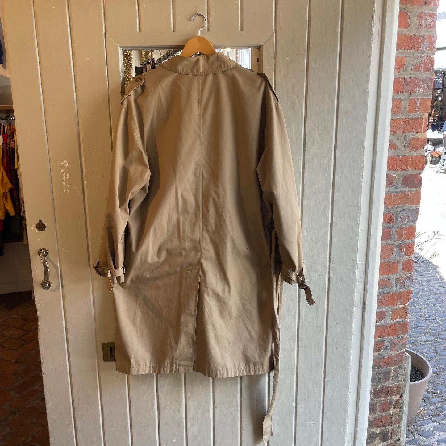 1980s Beige Long Trench Mac Coat jacket
