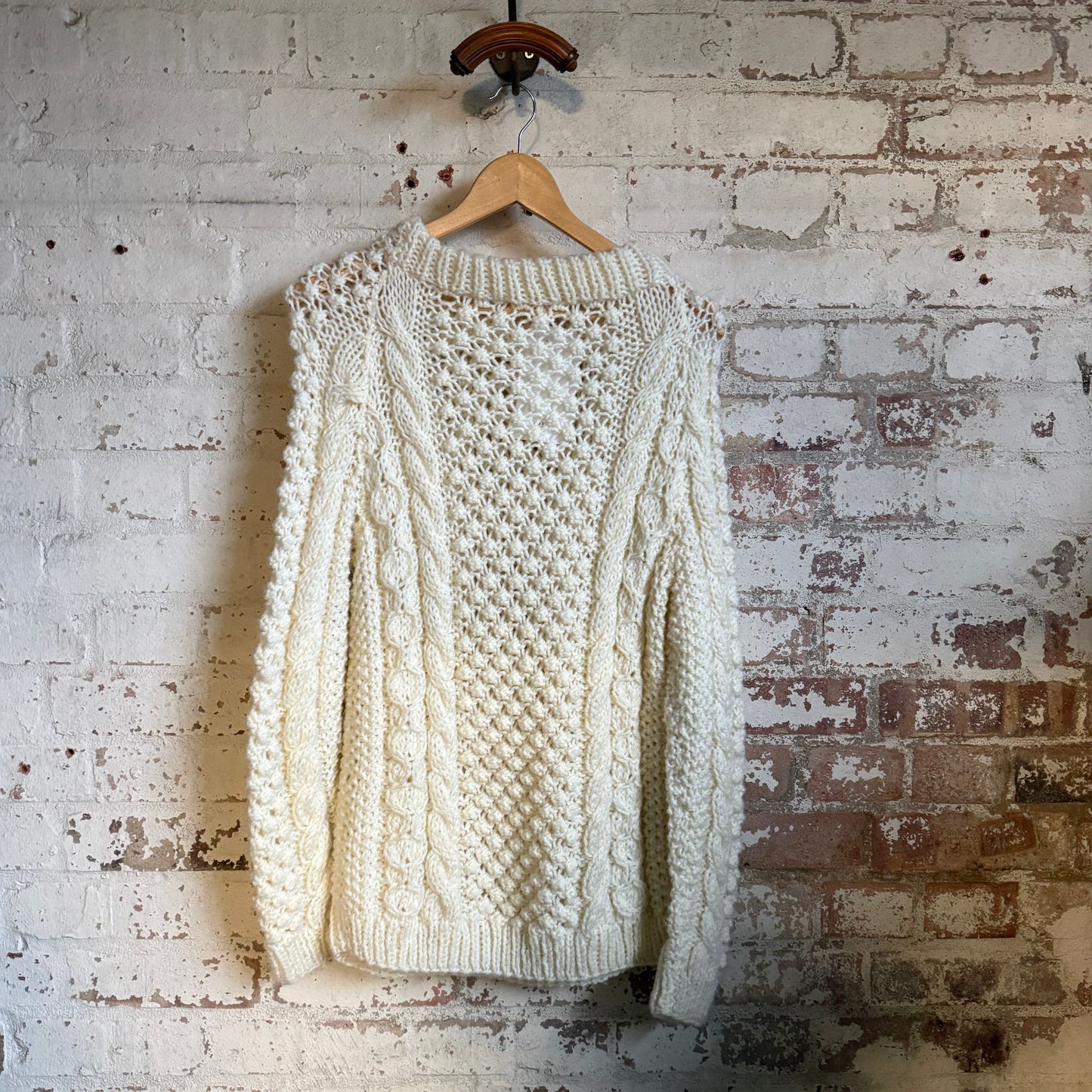 1980s Cream Cable Knitted Jumper