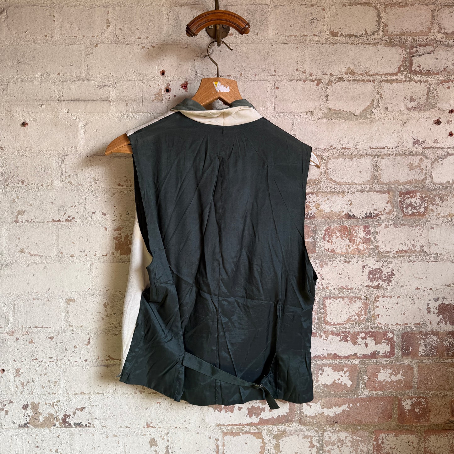 1970s White Shawl Collar Waistcoat