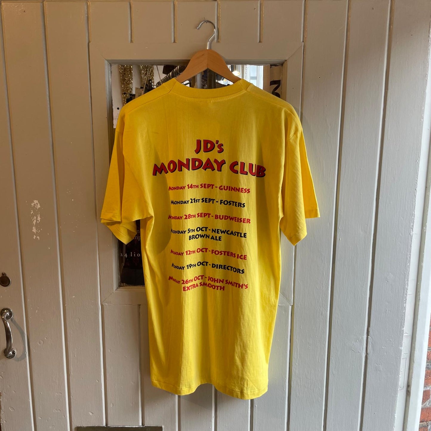 1990s JD Weathespoons Graphic Beer 99p T-shirt