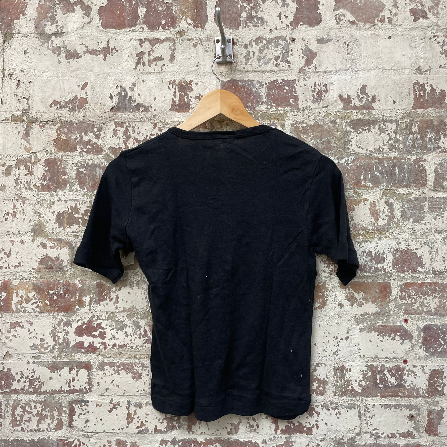 Vintage 1970s 1980s Black Blank T-Shirt