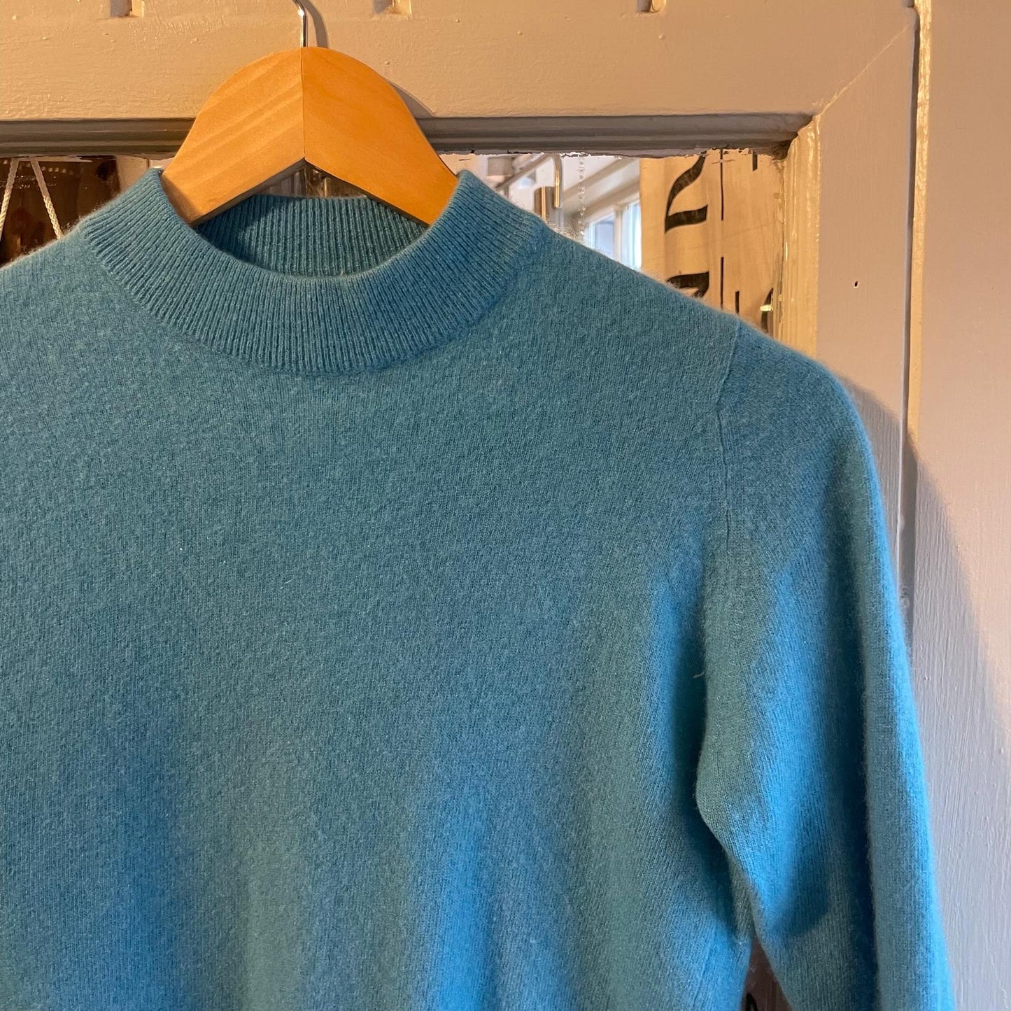 1960s 100% Cashmere Sky Blue Knitted Jumper