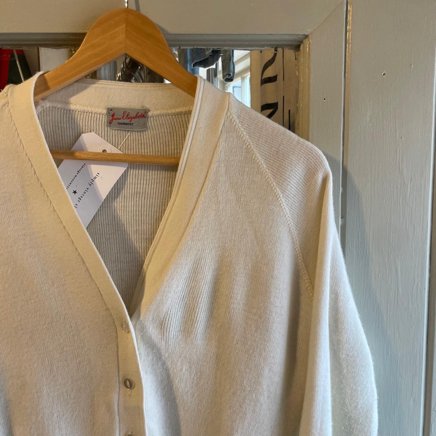 1960s White Knitted Cardigan Jumper