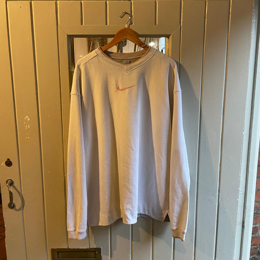 2000s White Nike Sweatshirt Jumper