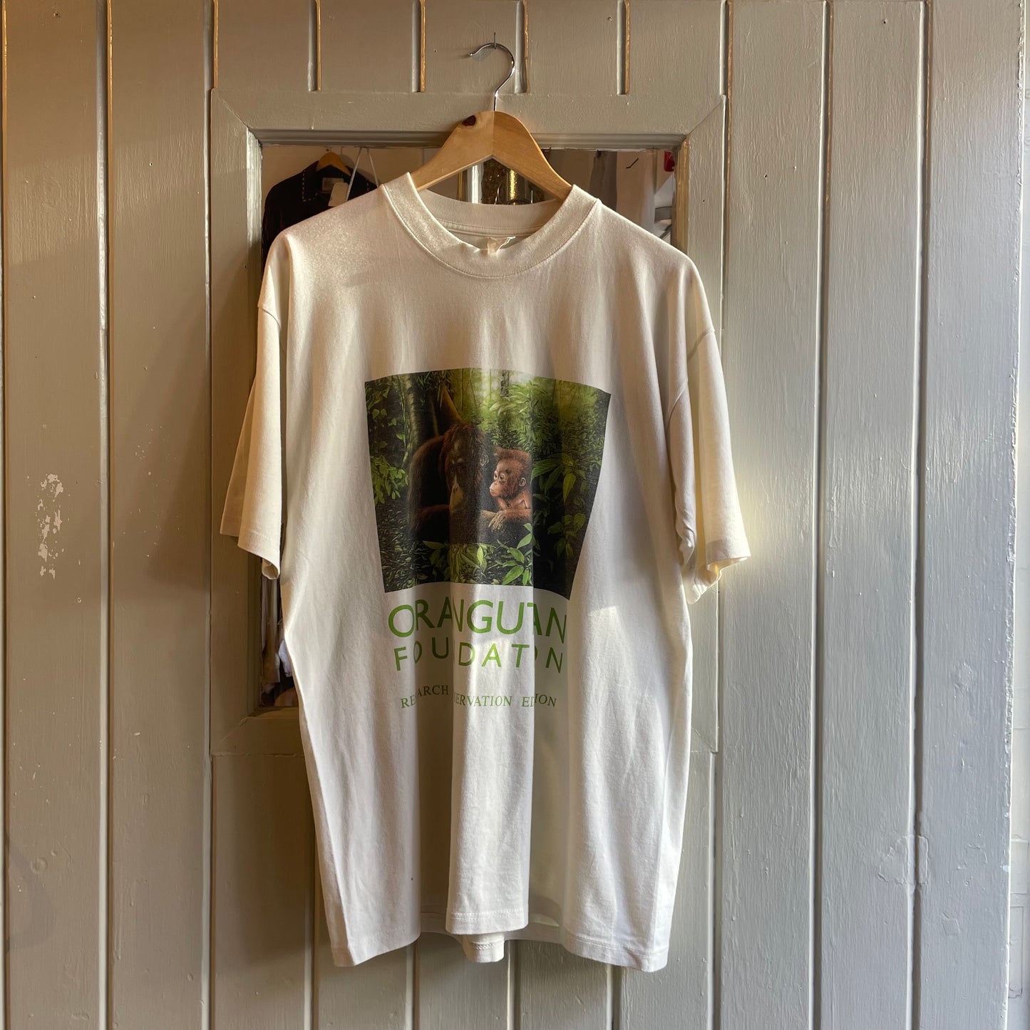 1990s White Orangutan Foundation Graphic T-shirt