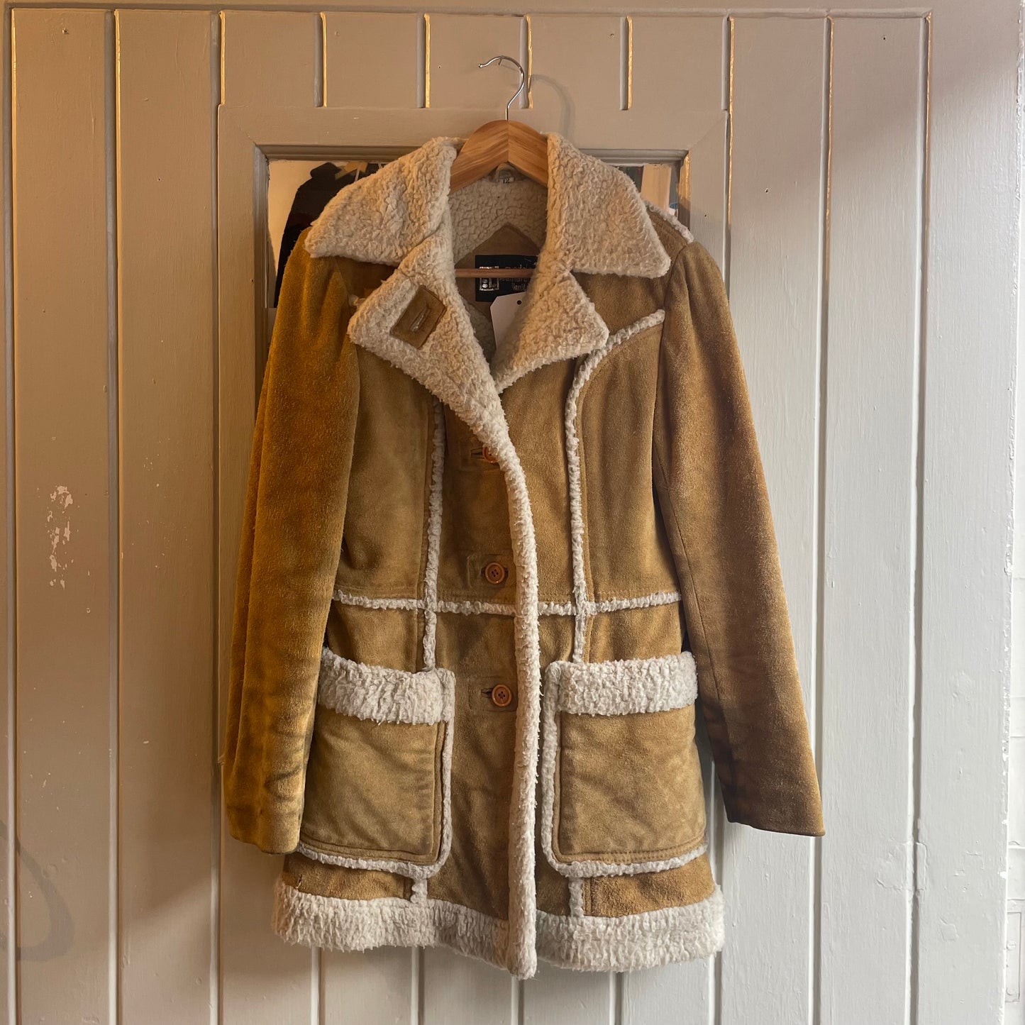 1970s Tan Suede Sheepskin Leathercraft Coat