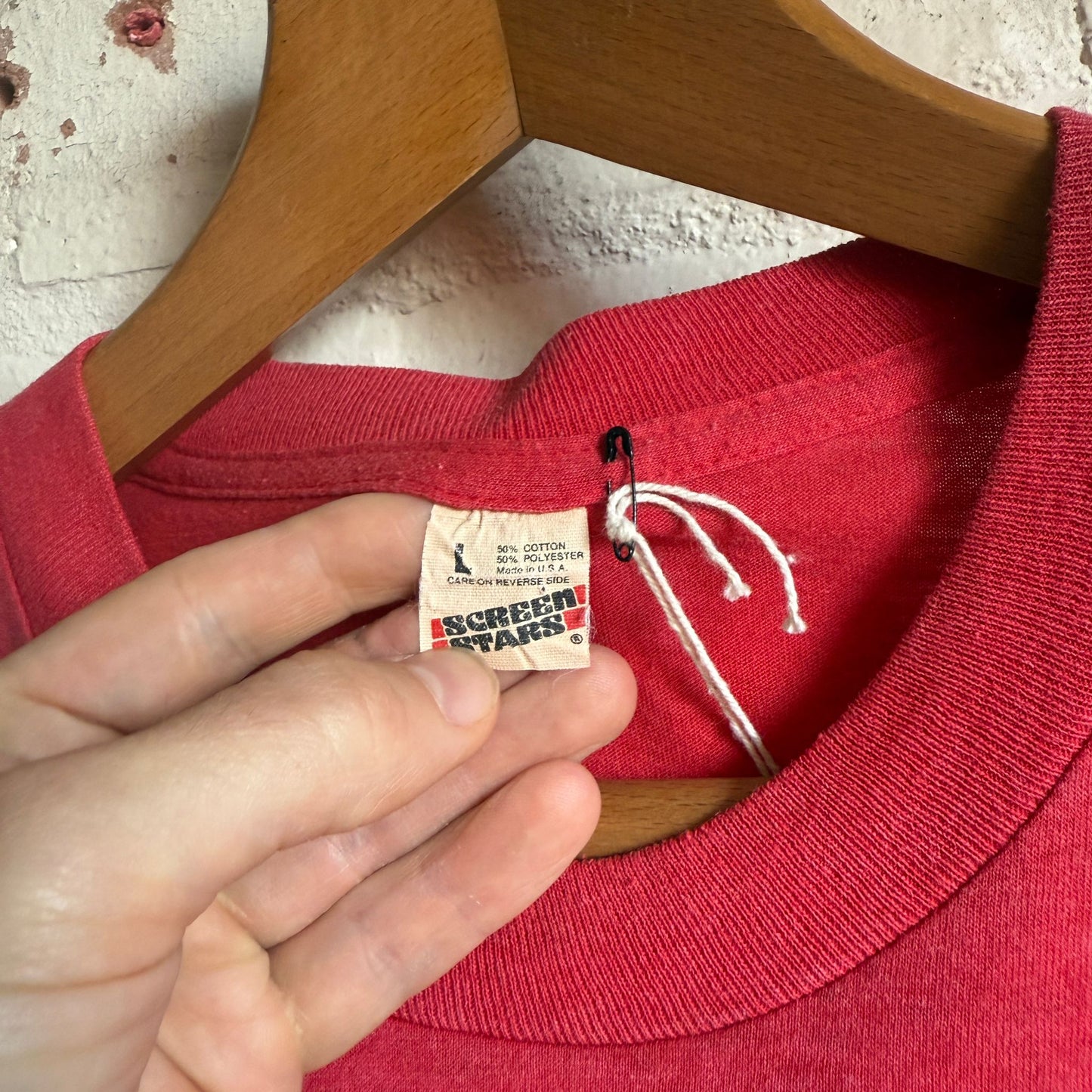 1980s Faded Red Screen Stars Blank T-shirt