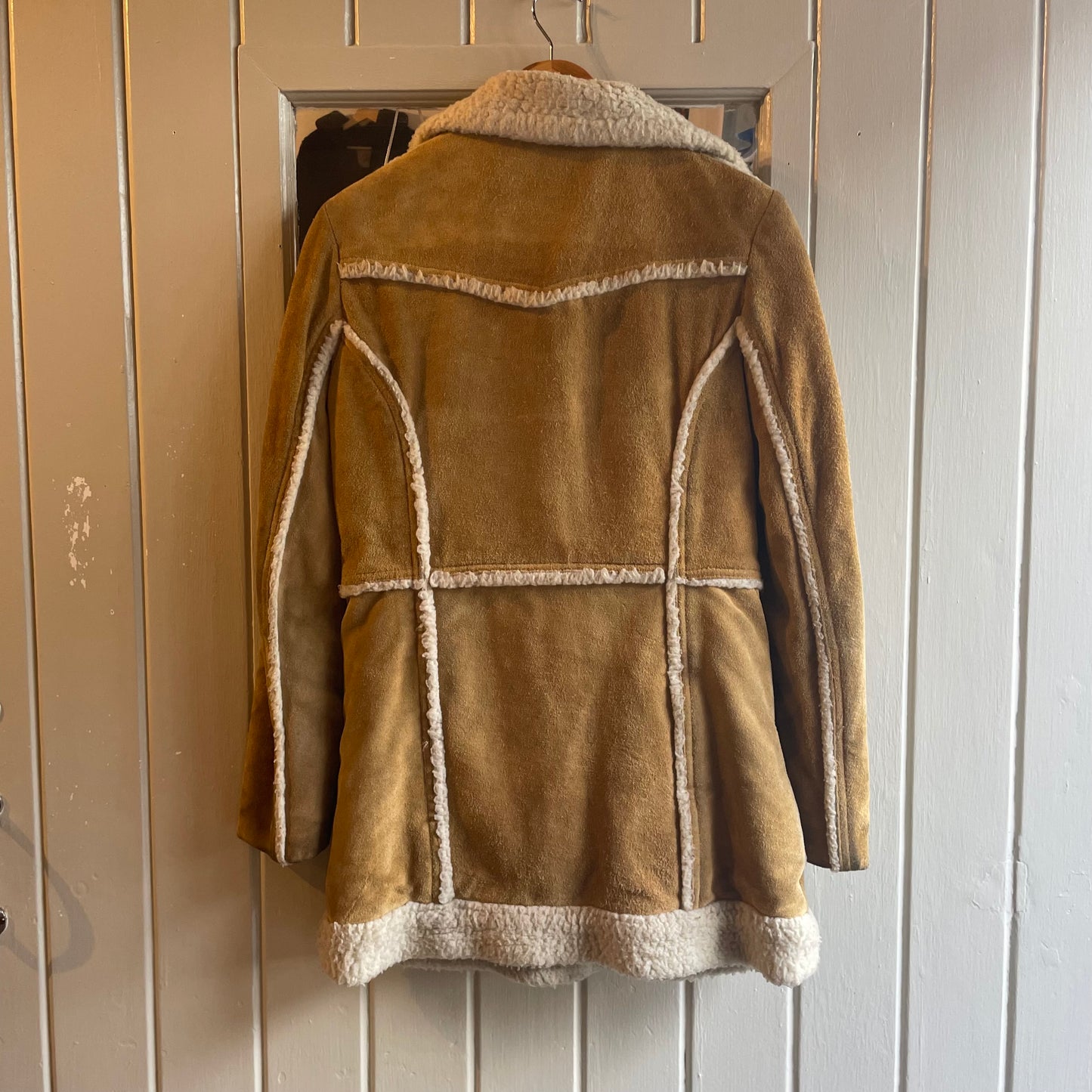 1970s Tan Suede Sheepskin Leathercraft Coat