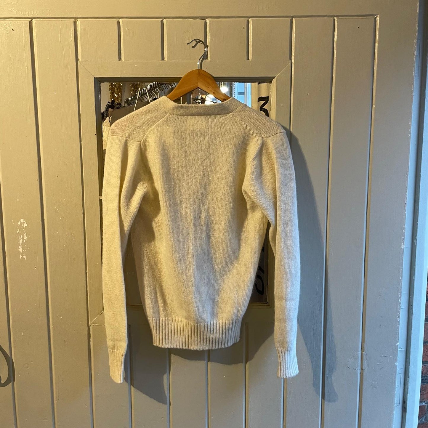 1980s Cream Dead stock British Wool Knitted Cardigan