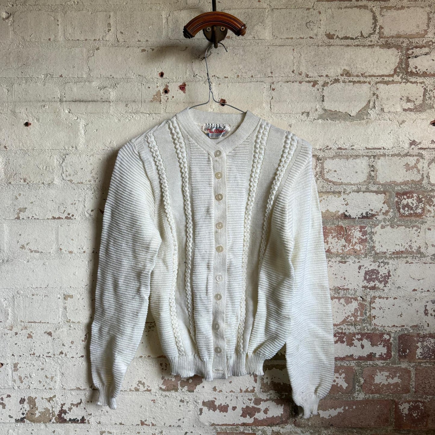 1960s White Knitted Cardigan Jumper