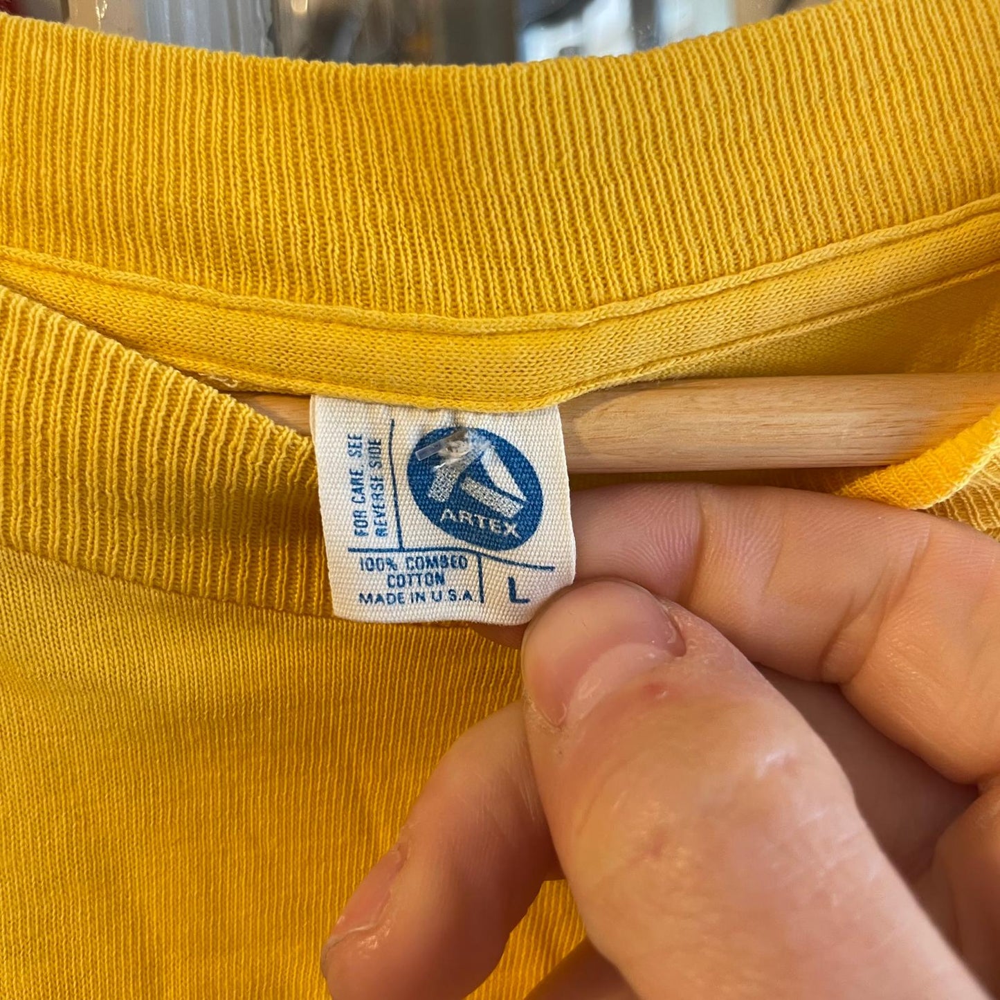 1980s Yellow Minnesota Graphic T-shirt