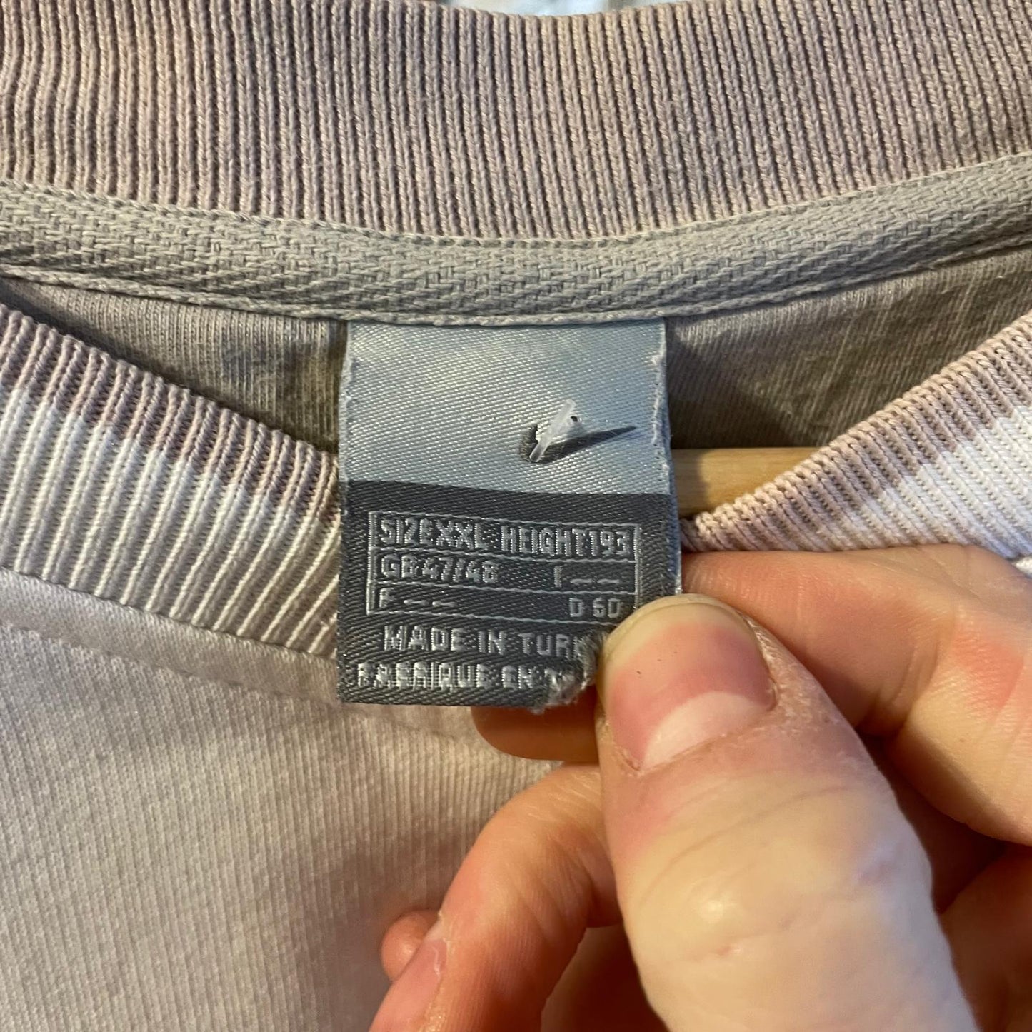 2000s White Nike Sweatshirt Jumper