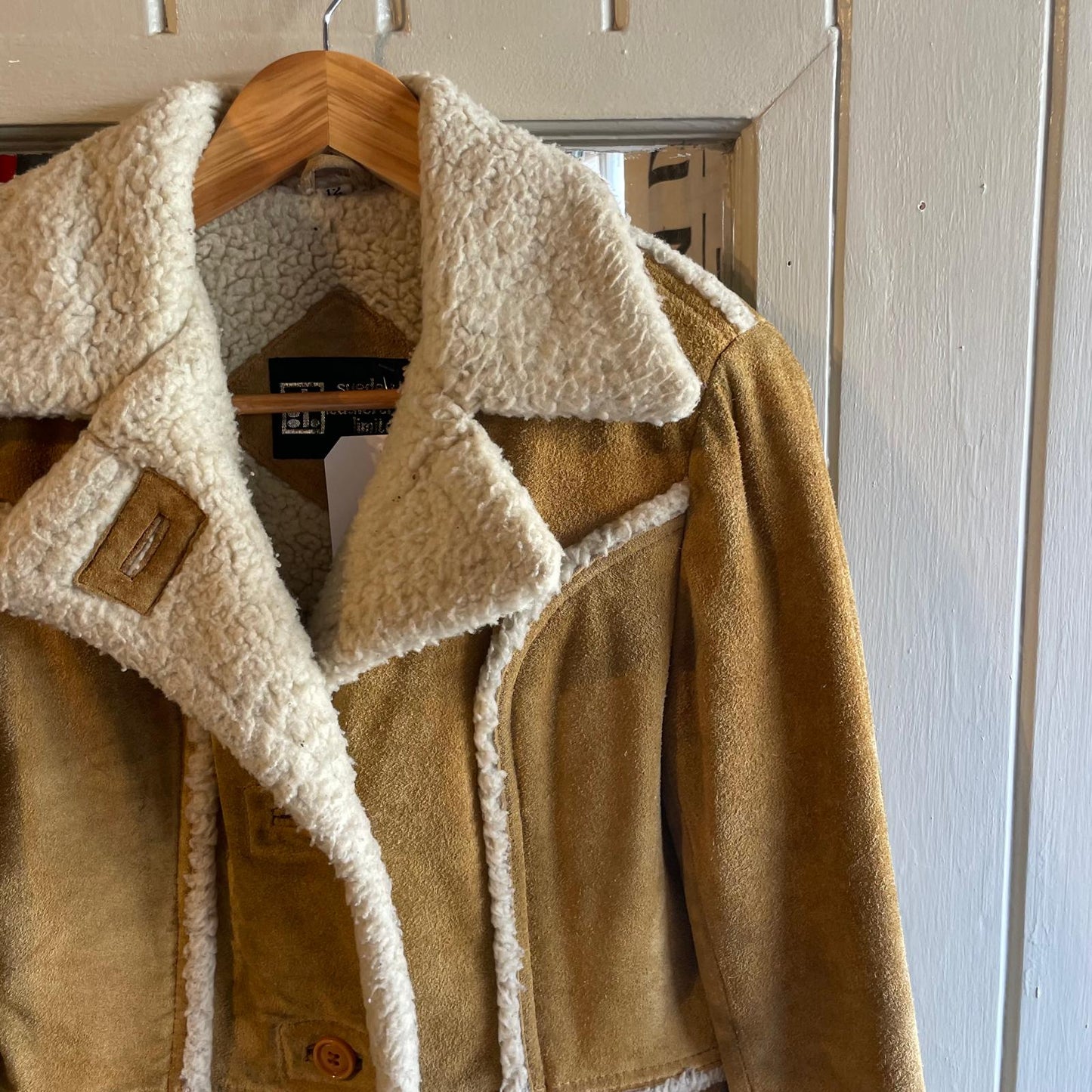 1970s Beige Suede Sheepskin Sherpa Coat