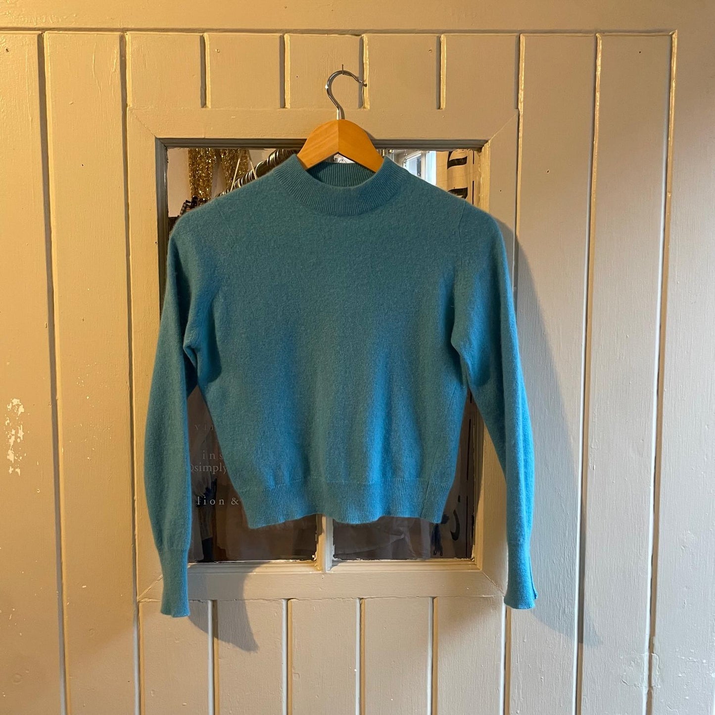 1960s 100% Cashmere Sky Blue Knitted Jumper