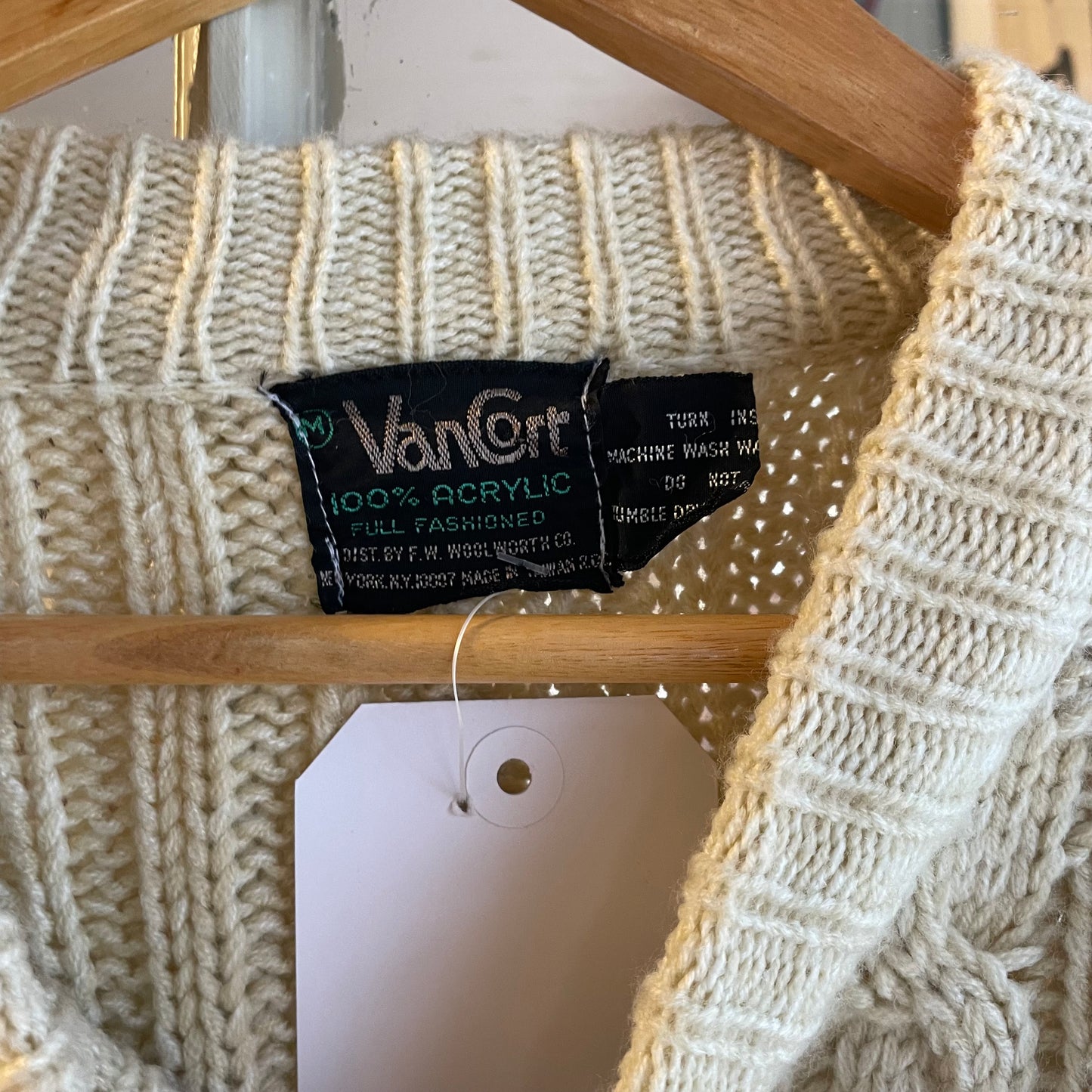 1960s Cream Patterned Knitted Jumper