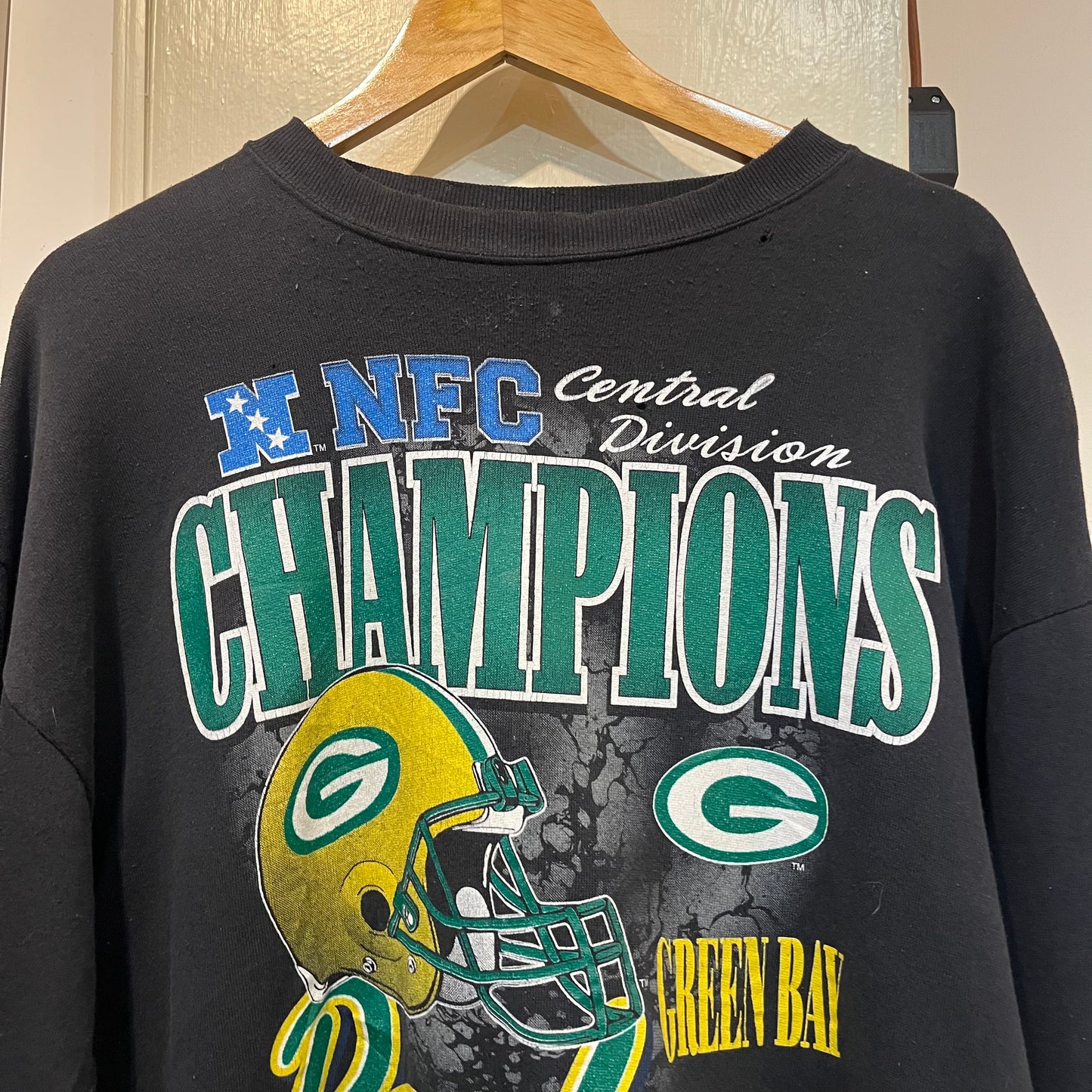 1990s Black Graphic Green Bay Sweatshirt