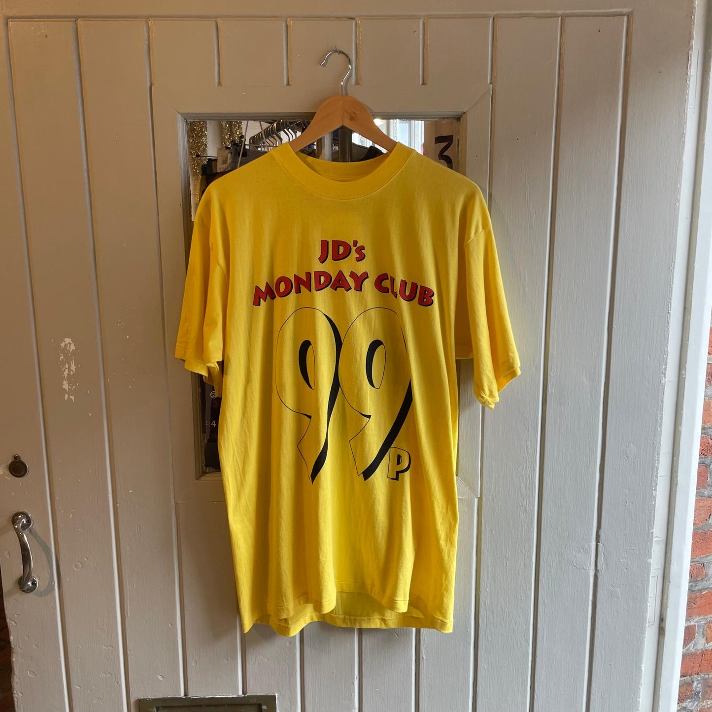 1990s JD Weathespoons Graphic Beer 99p T-shirt