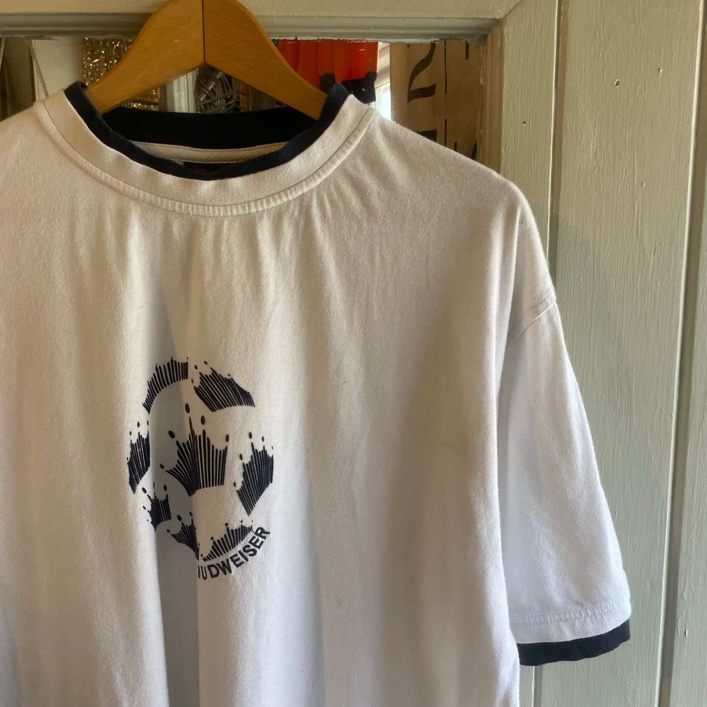 Vintage 90s Cotton Traders x Budweiser Embroidered T-shirt