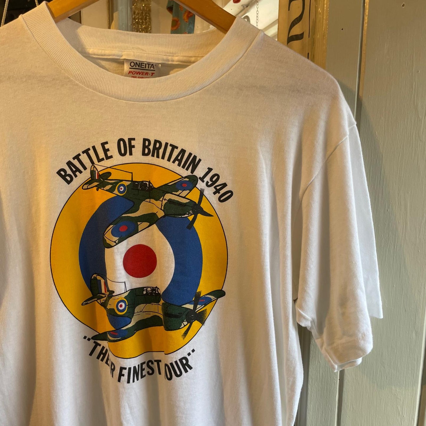1990s White 'Battle of Britain' Graphic T-Shirt
