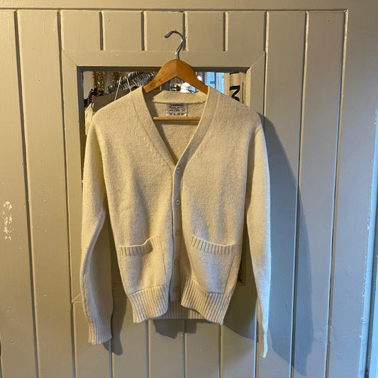 1980s Cream Dead stock British Wool Knitted Cardigan