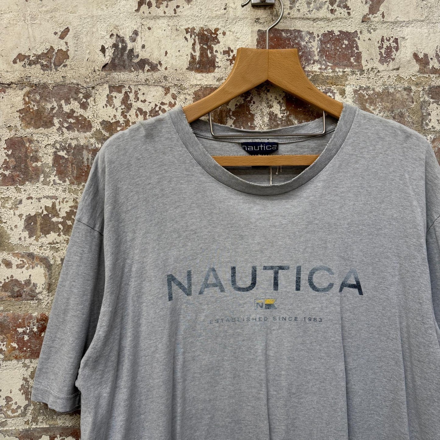 1990s Grey Graphic Nautica T-Shirt