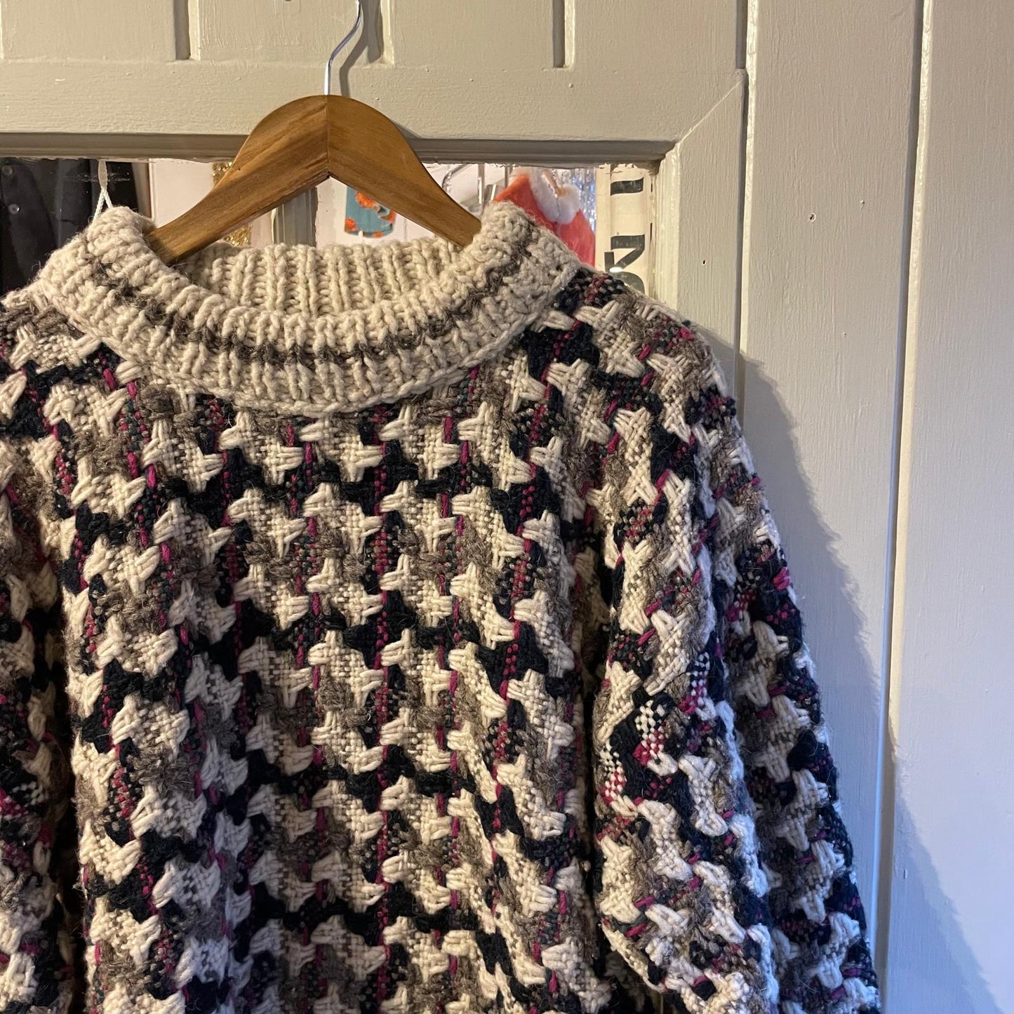 1970s Pure Wool Patterned Knitted Jumper