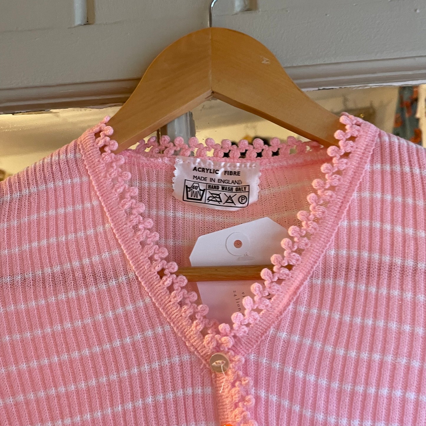 1970s 1980s Pink Knitted Button Cardigan Jumper