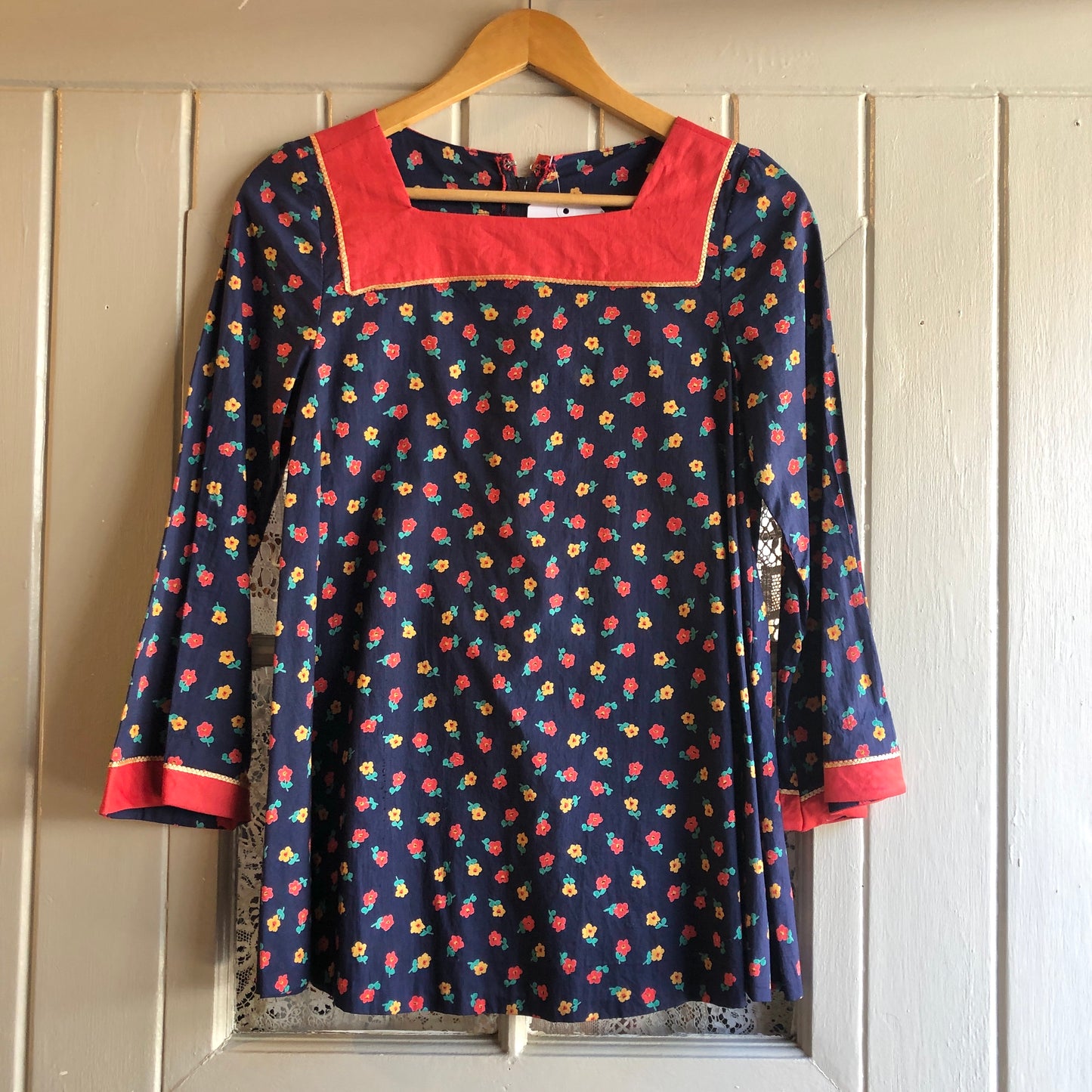 1970s Navy Floral Print Bell Sleeve Blouse