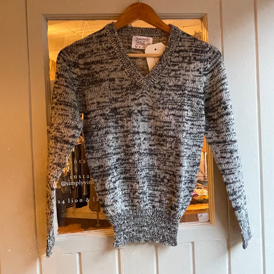 1980s Grey and Black V-Neck Wool Jumper