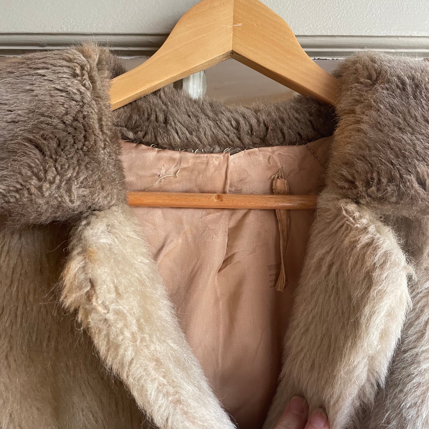 1950s Beige Faux Fur Teddy Boy Coat