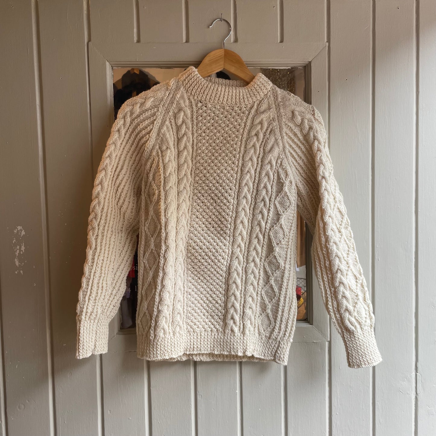 1980s Wool Cream Cable Knitted Jumper