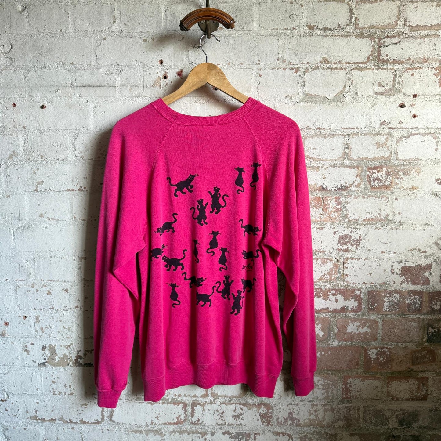 1980s Pink Graphic Cat Sweatshirt