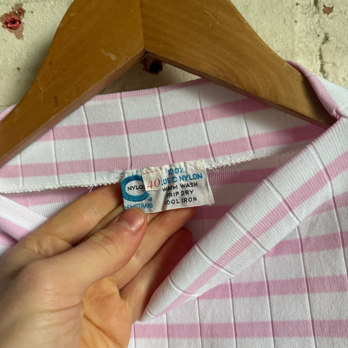 1970s Pink Stripe Blouse Top T-Shirt