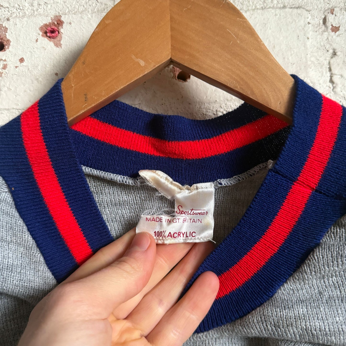 1970s Grey Unusual Stripe Knitted Top Blouse
