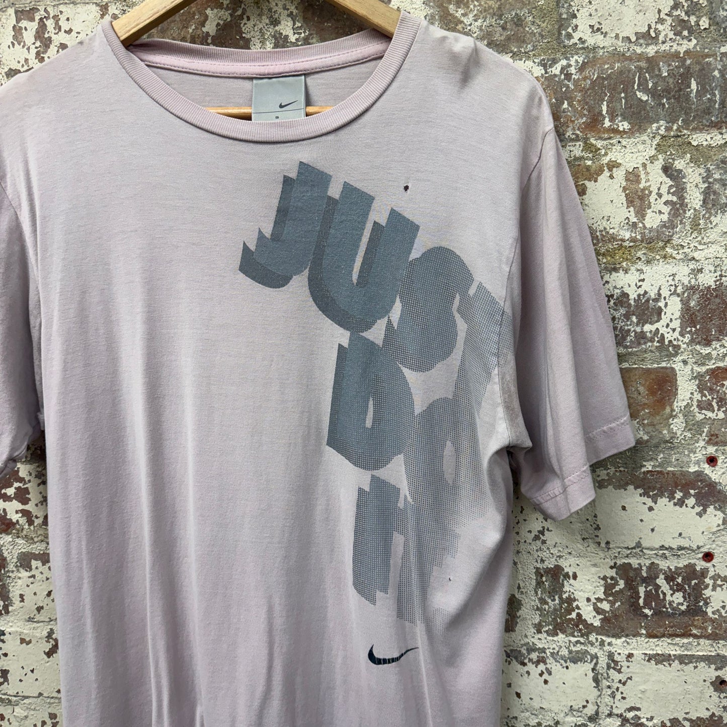 2000s Pink Nike Graphic T-Shirt