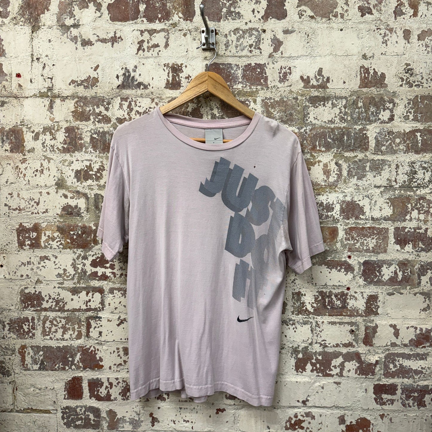 2000s Pink Nike Graphic T-Shirt