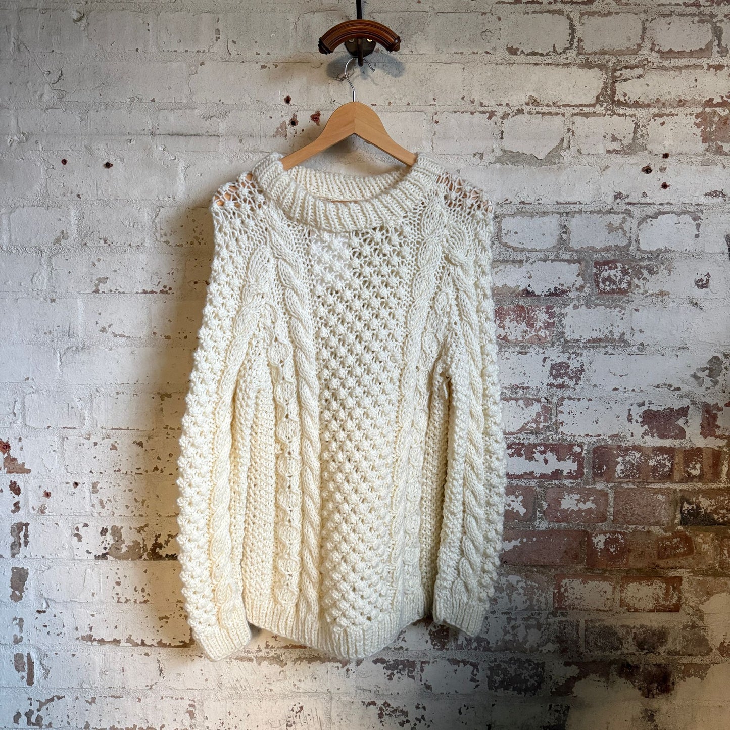 1980s Cream Cable Knitted Jumper