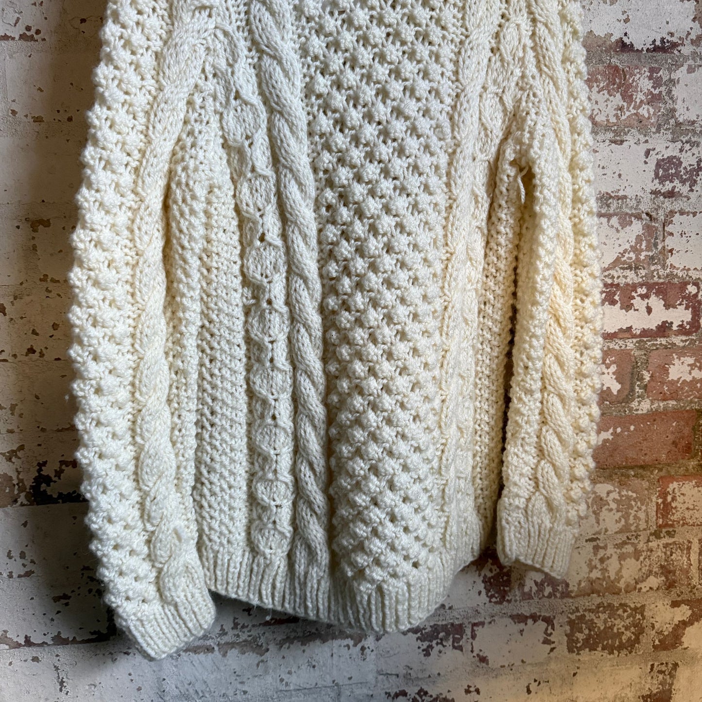 1980s Cream Cable Knitted Jumper