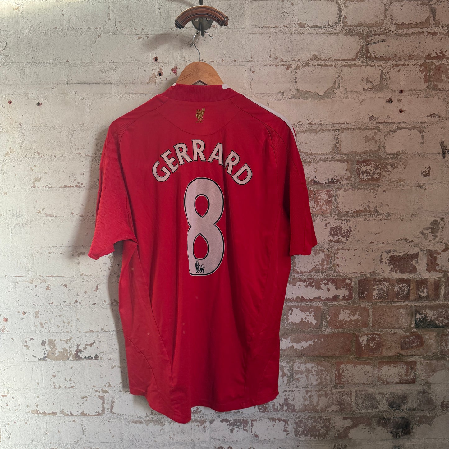 2000s Red Adidas Liverpool Gerrard Home Football Kit Shirt