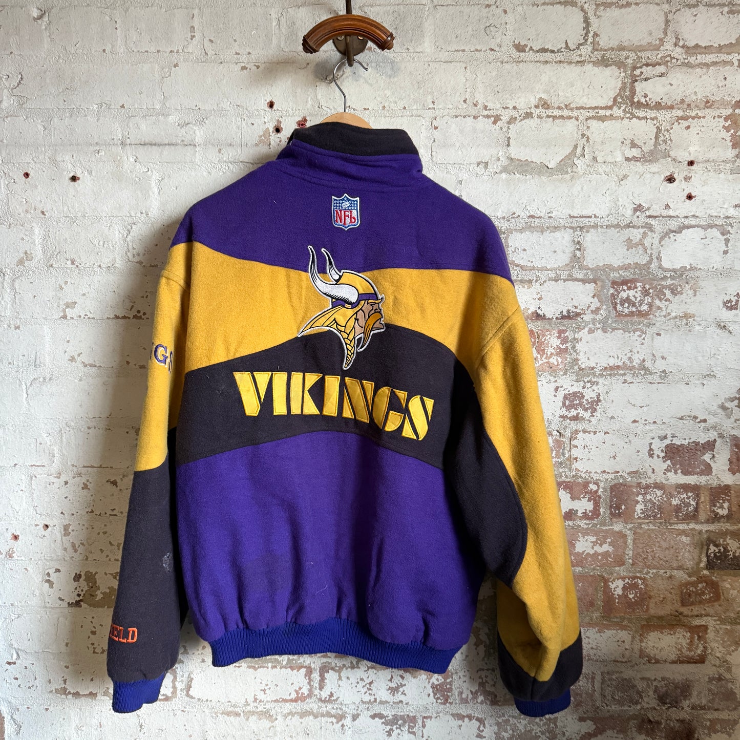 1990s Puma NFL Vikings Zip UP Fleece Jacket