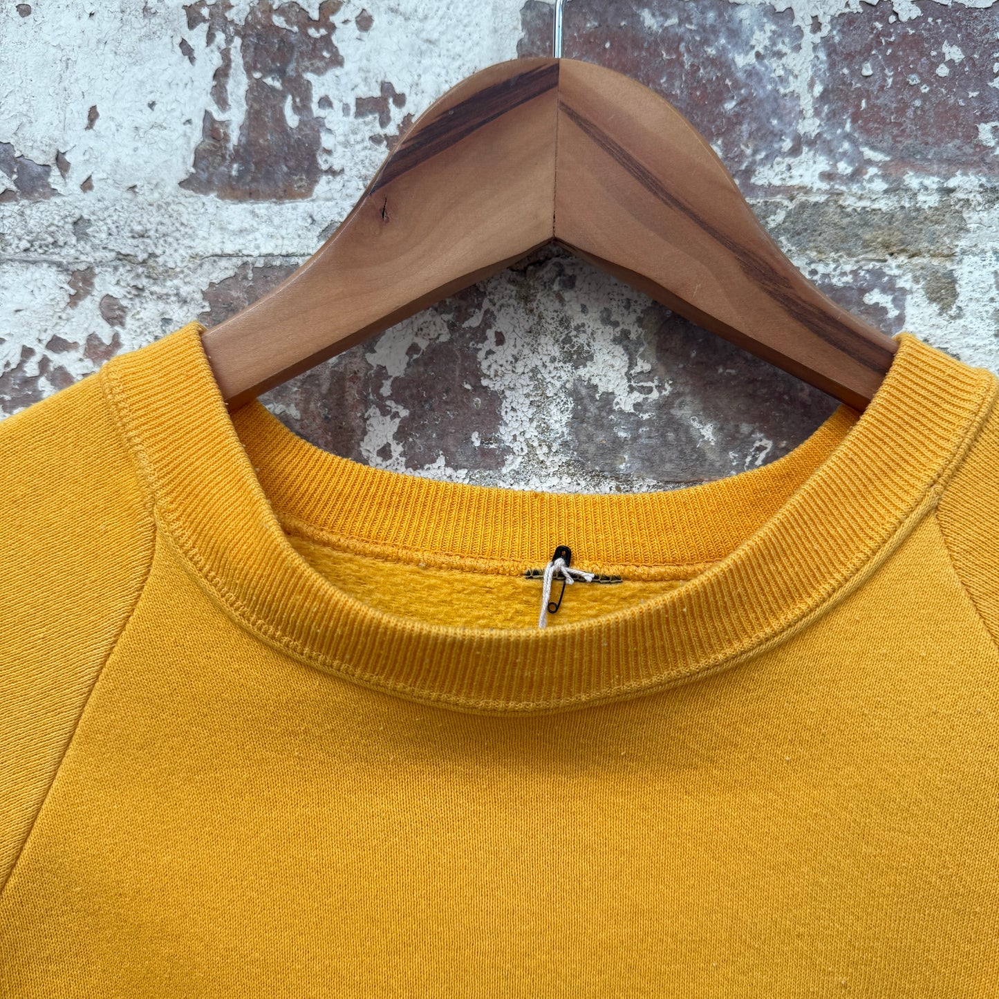 1980s Yellow Raglan Embroidered Sweatshirt