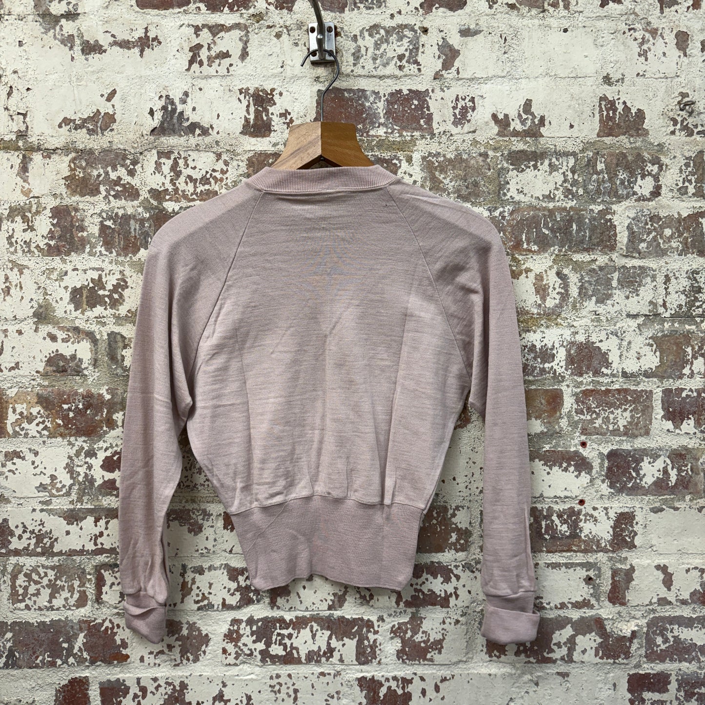 1940s 1950s Beige Knitted V-Neck Top