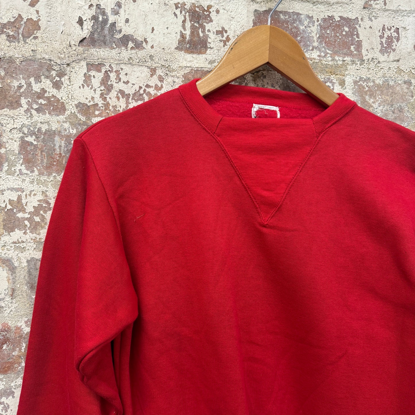 RARE 1950s 1960s Red British Single V Blank Sweatshirt