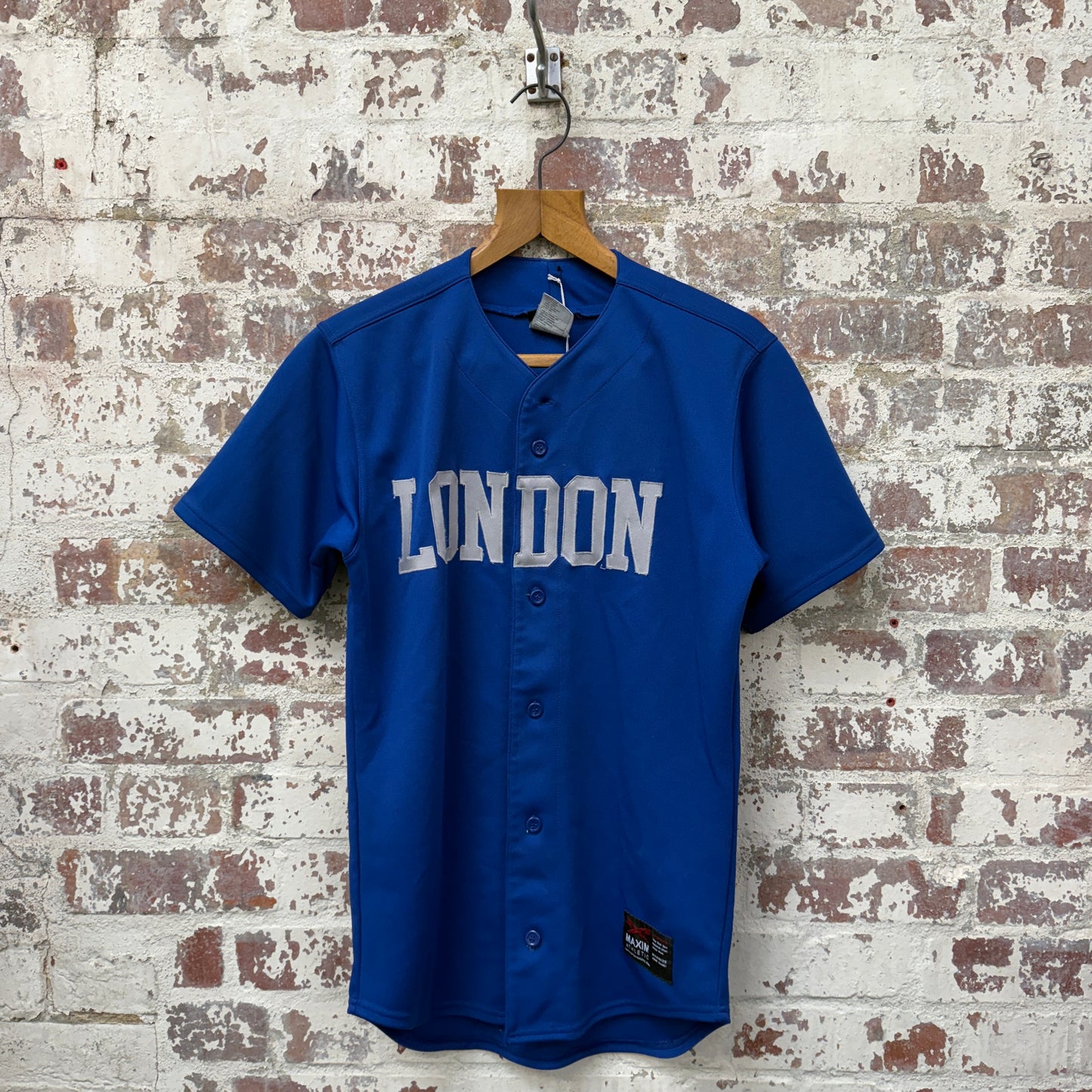 2000s Blue 'London' Button Up Baseball Jersey
