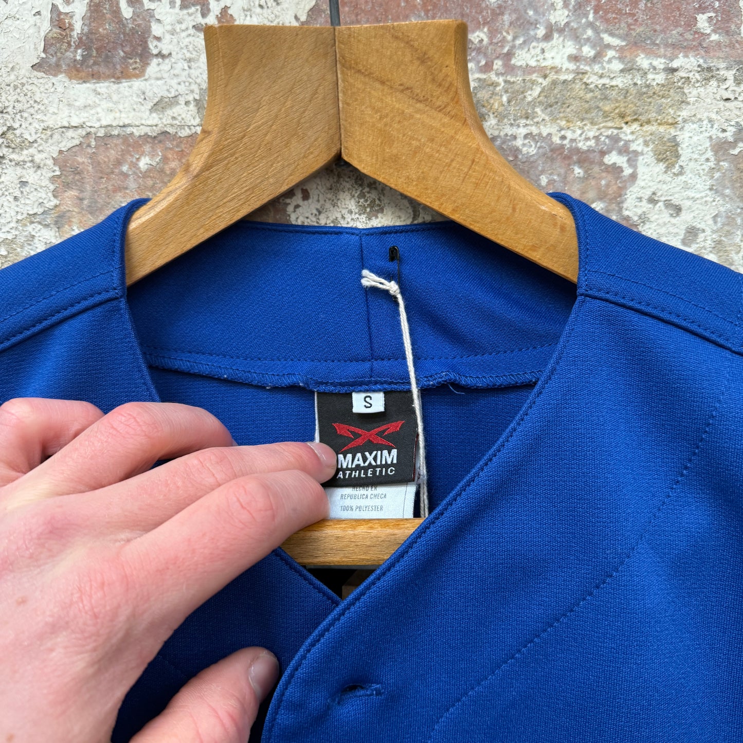 2000s Blue 'London' Button Up Baseball Jersey