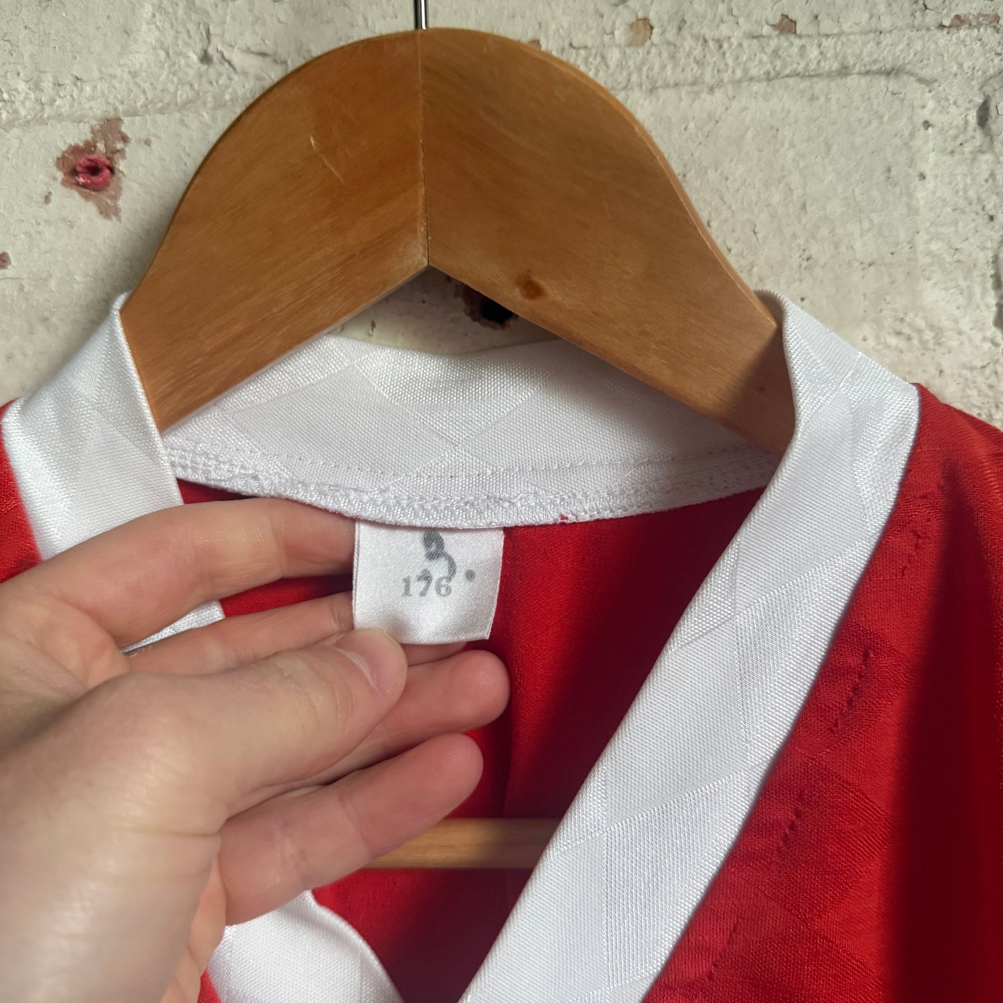 1980s Red Graphic 'Tropics' Football Shirt