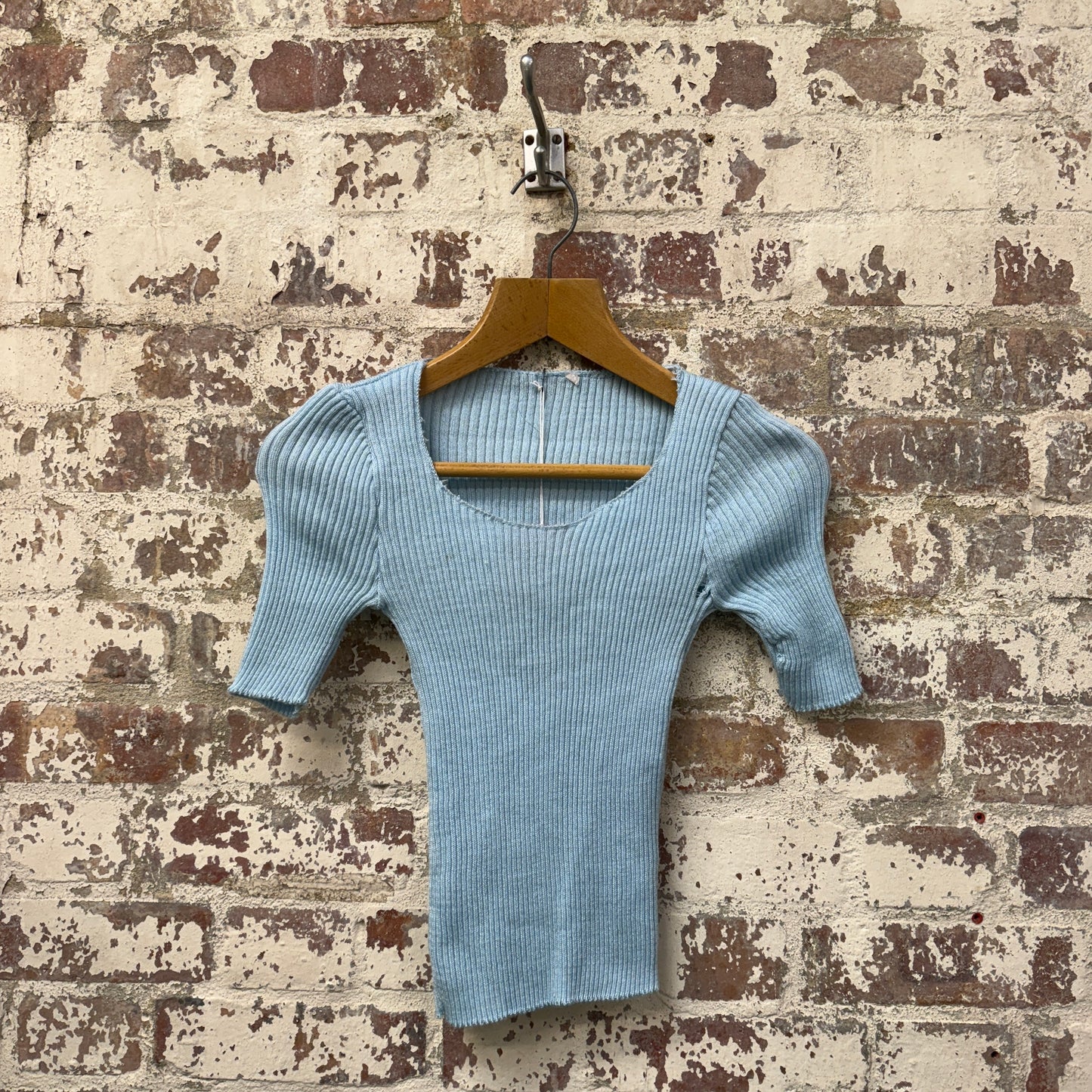 1970s 1980s Baby Blue Knitted T-Shirt Top