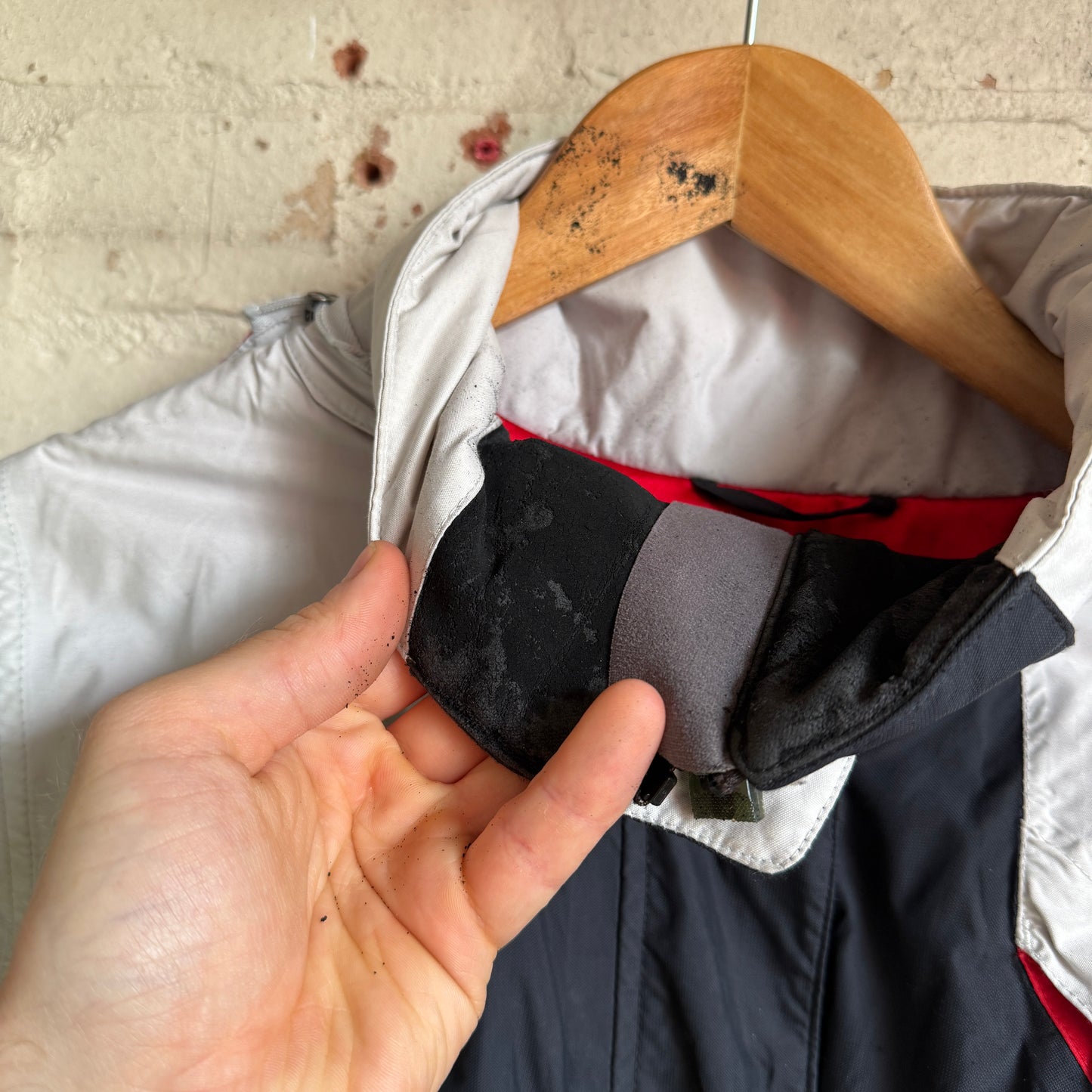 2000s White Nike ACG Ski Jacket Coat