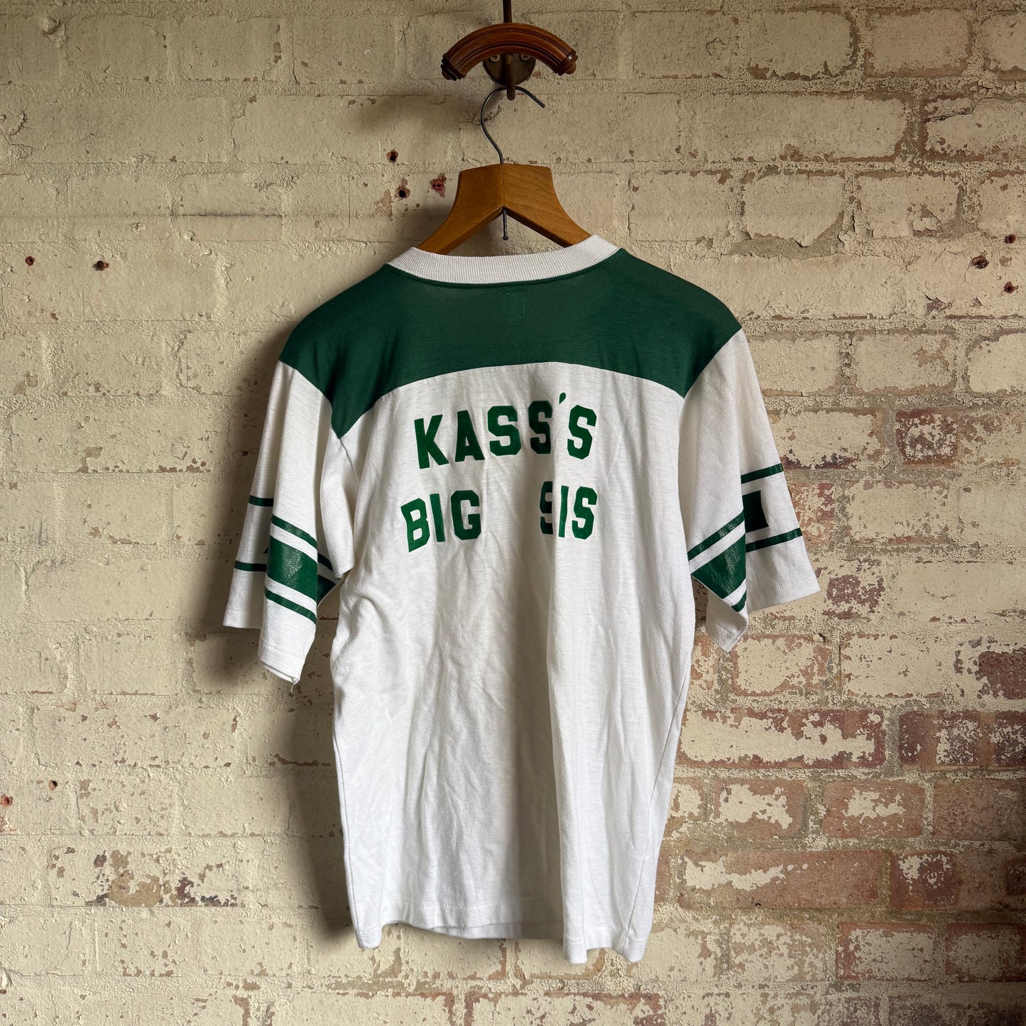 1970s White and Green Sports Graphic T-Shirt