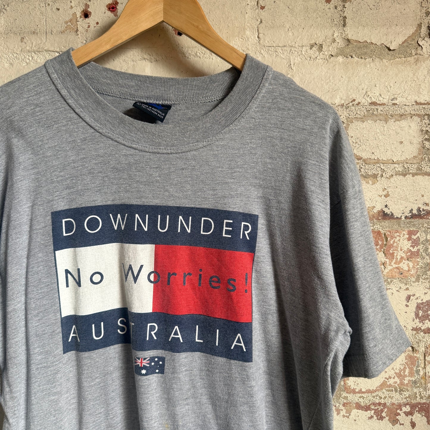 1990s Grey Australia Graphic T-Shirt
